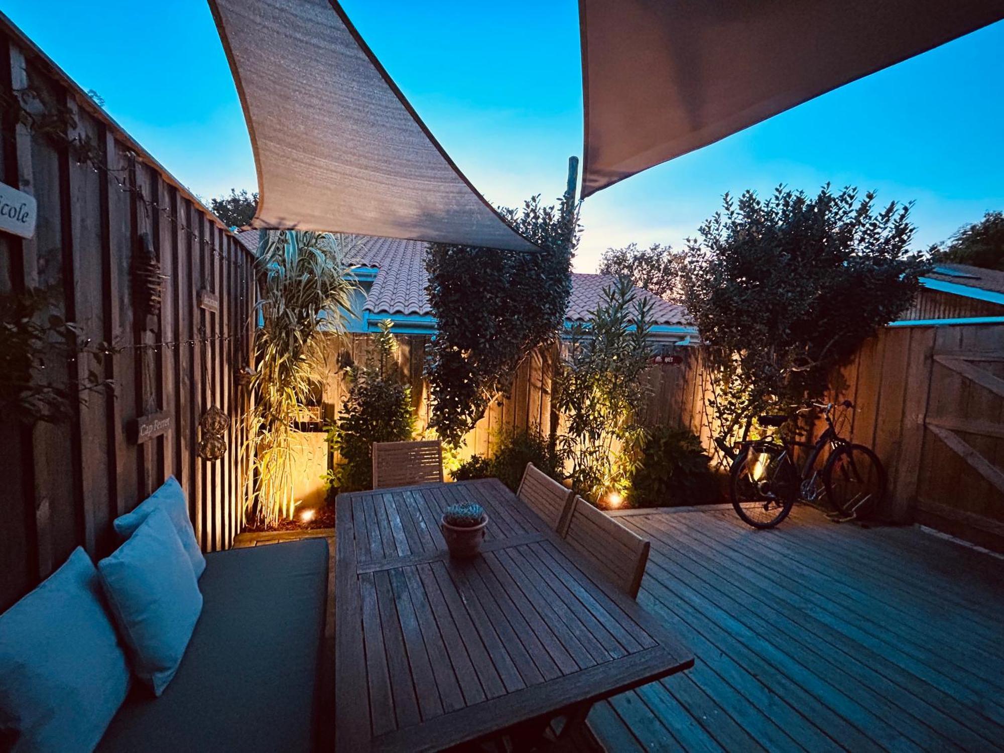 Cocon entre presqu'île du Cap Ferret et plages océanes - terrasse - vélo gratuit Ares Extérieur photo